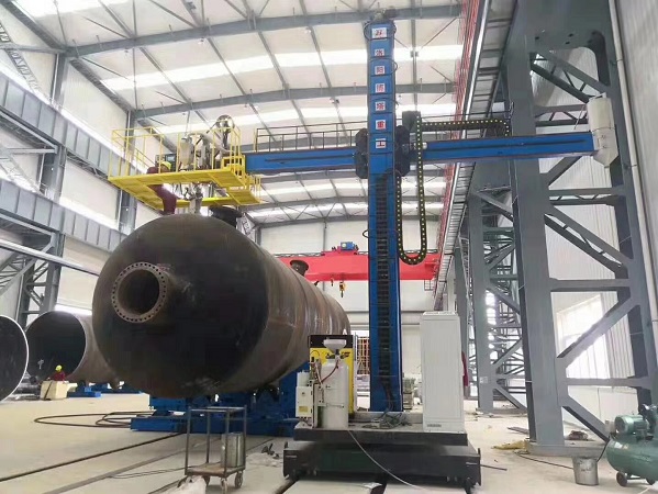 焊接操作機的結(jié)構(gòu)和優(yōu)勢有哪些？